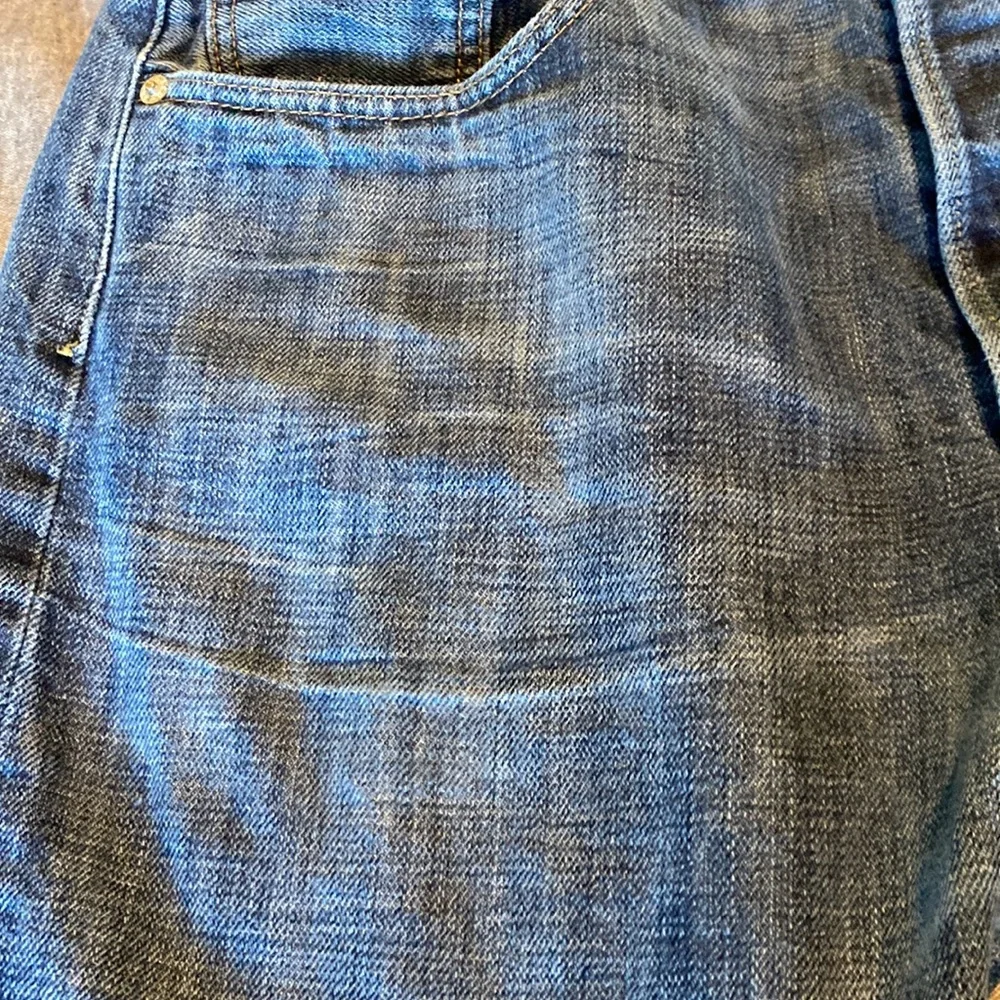 Levis preowned well